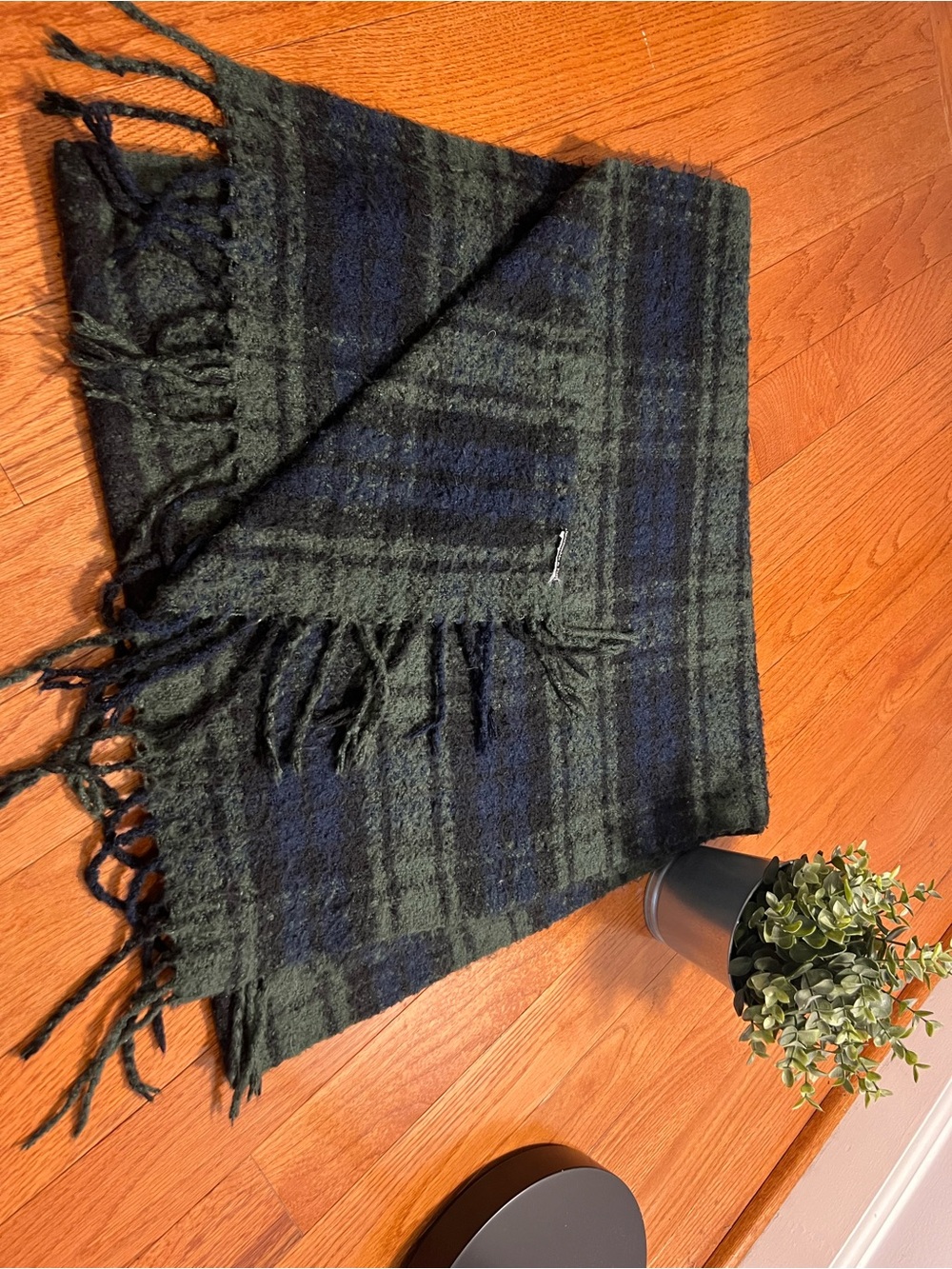 Abercrombie & Fitch Forest Green and Navy Plaid Fringe Wrap
